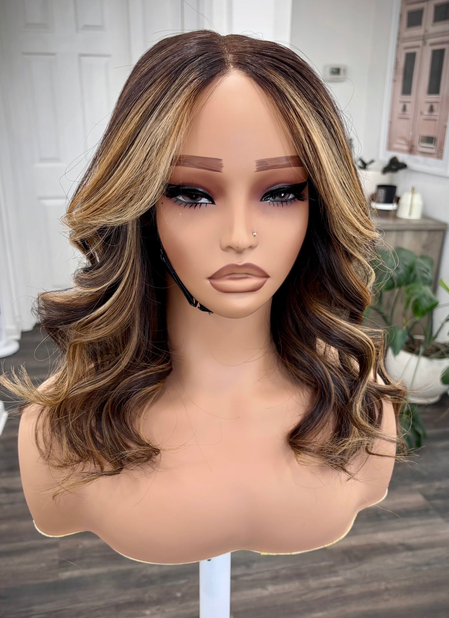 AP Wig Unit w/ Highlights & Money Piece