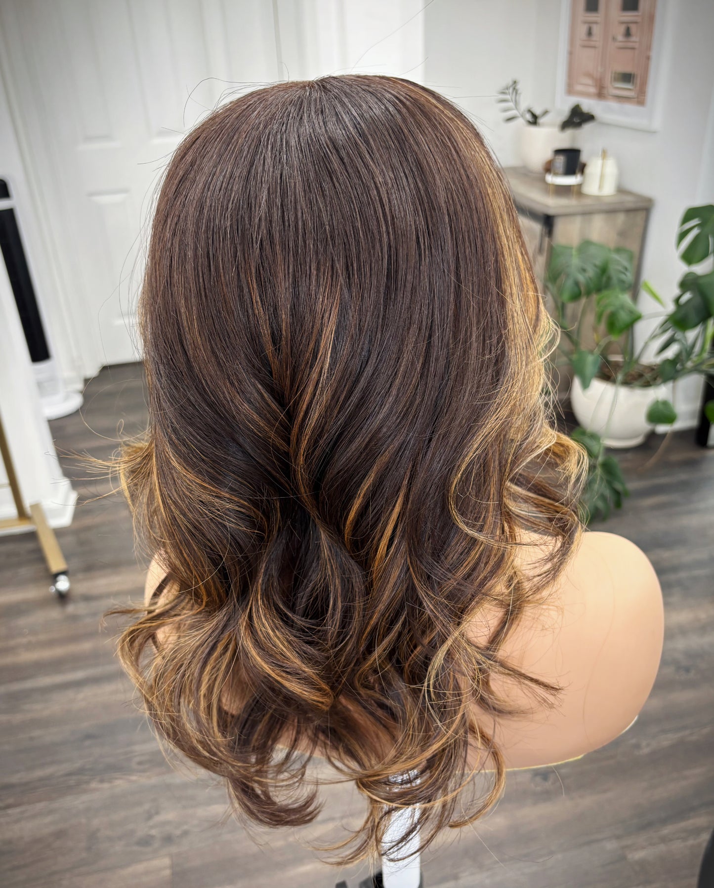 AP Wig Unit w/ Highlights & Money Piece