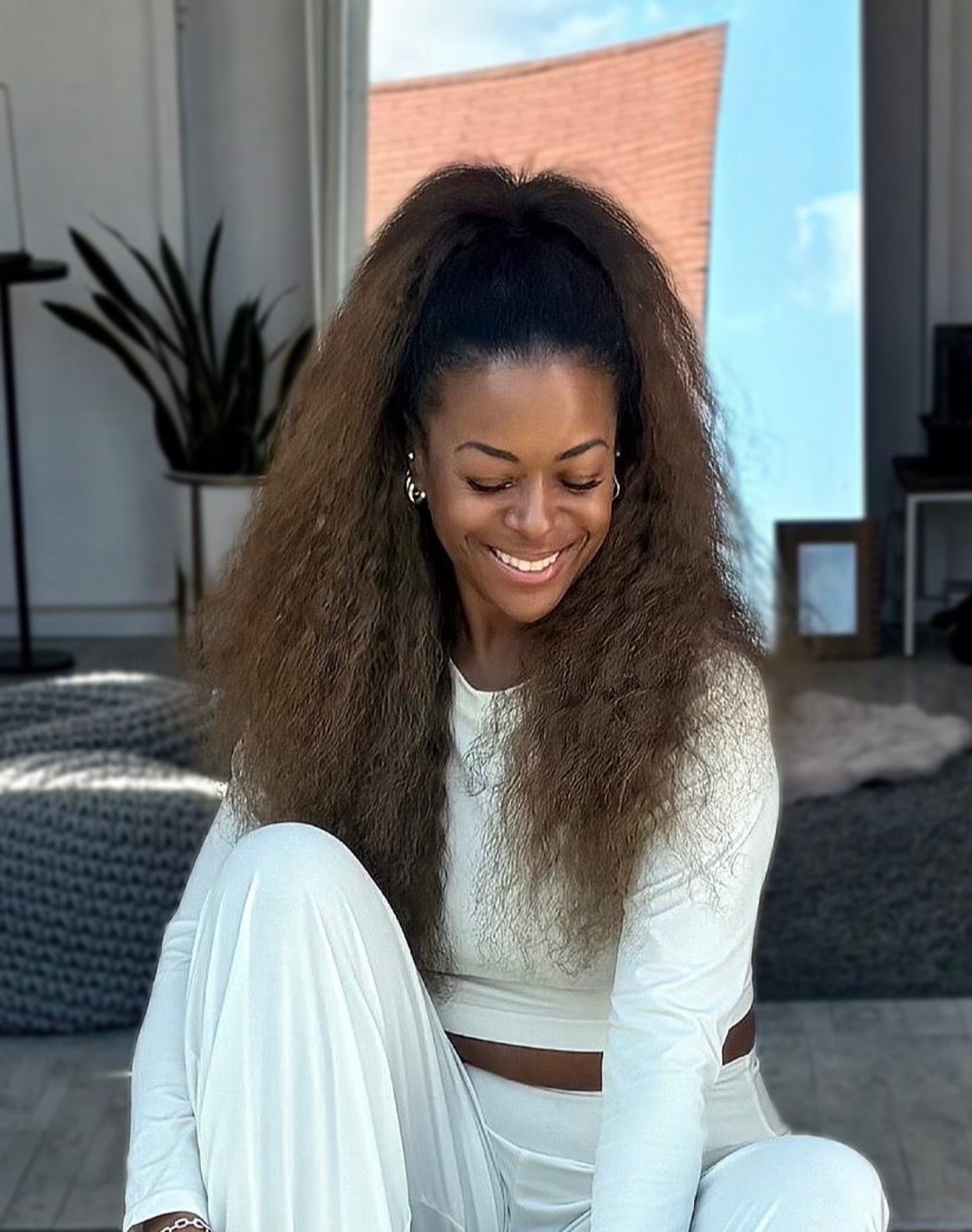 AP "Alli" Wig Unit 18" Curly (no color)